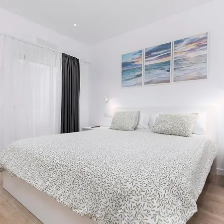 Barca Sea דירה *